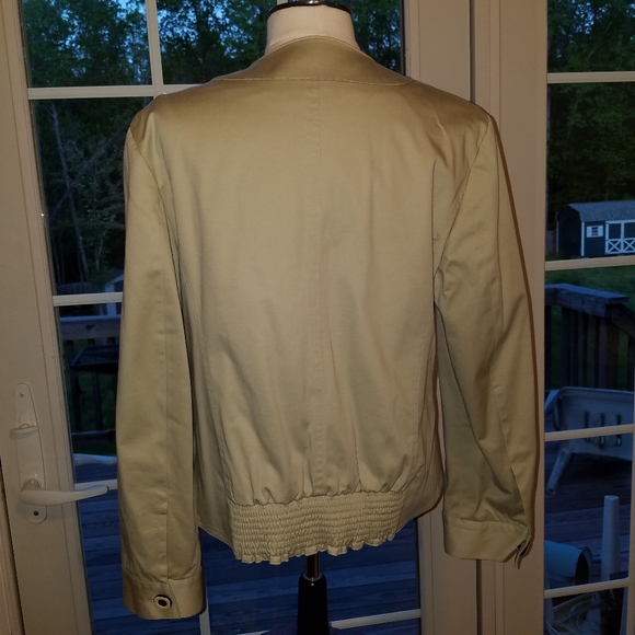 600 West Jacket - Picture 2 of 7